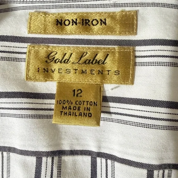 Gold Label Investments Elegant Striped Button-Down Shirt - Picture 3 of 8